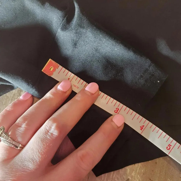 Nike Black Women's Size Medium Lightweight Running Shorts - Picture 5 of 10